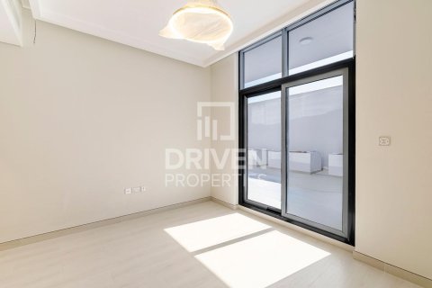 13311.89m² Building in District 12, UAE No. 201688 17