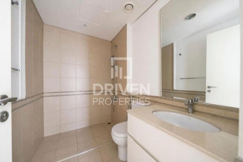 Appartement de 3 chambres à Zahra Apartments, UAE No. 201686 10