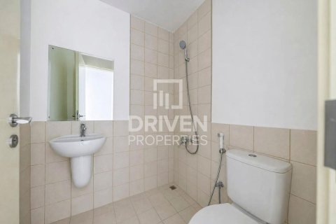 Appartement de 3 chambres à Zahra Apartments, UAE No. 201686 8