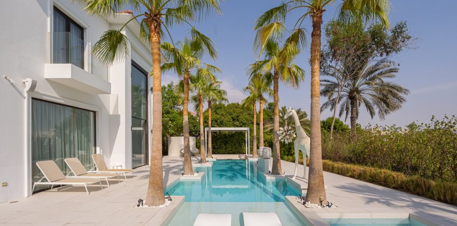 Villa de 7 chambres à Jumeirah Islands, UAE No. 207534
