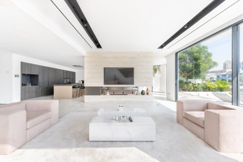Villa de 5 chambres à Palm Jumeirah, UAE No. 207538 4