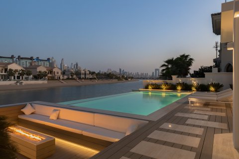 Villa de 5 chambres à Palm Jumeirah, UAE No. 207538 12