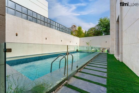 Villa de 7 chambres à Umm Al Sheif, UAE No. 149238 17