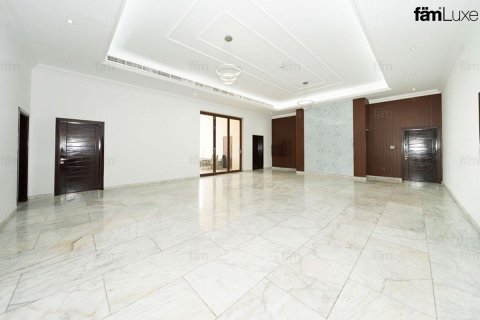 Villa de 7 chambres à Umm Al Sheif, UAE No. 149238 5