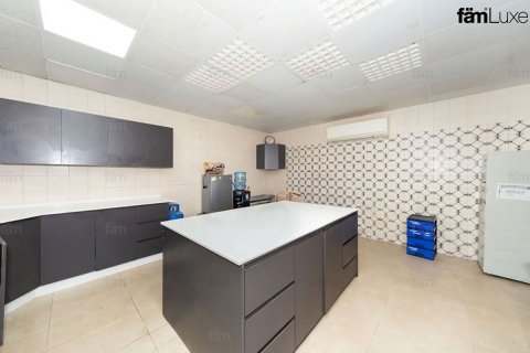 Villa de 7 chambres à Umm Al Sheif, UAE No. 149238 24