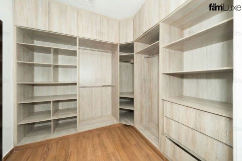 Villa de 7 chambres à Umm Al Sheif, UAE No. 149238 26