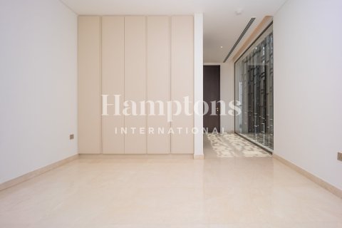 Villa de 5 dormitorios  No. 118471 2