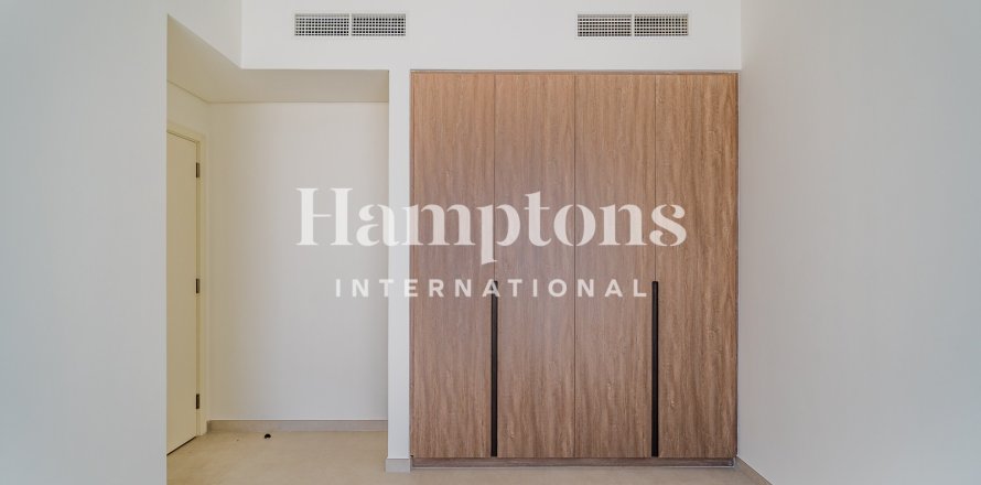 Villa de 4 dormitorios No. 119851