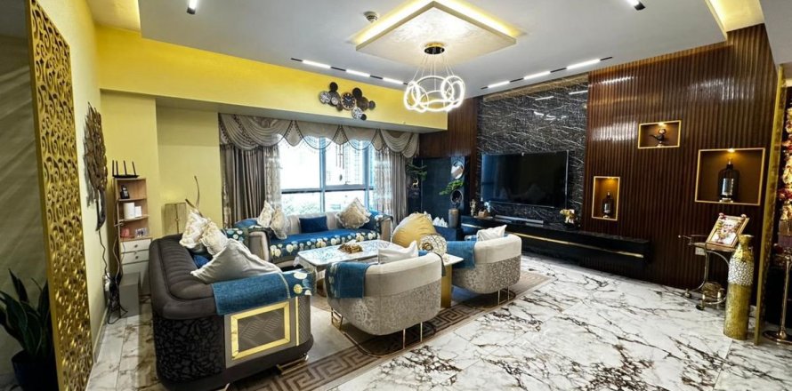 Квартира с 3 спальнями в Бизнес-Бэй, ОАЭ №141379