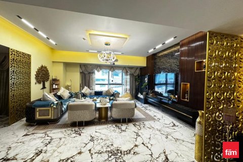 Квартира с 3 спальнями в Бизнес-Бэй, ОАЭ №141379 4