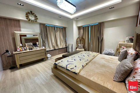 Квартира с 3 спальнями в Бизнес-Бэй, ОАЭ №141379 21