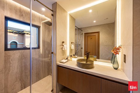 5 bedrooms Villa in Dubai, UAE No. 147697 18