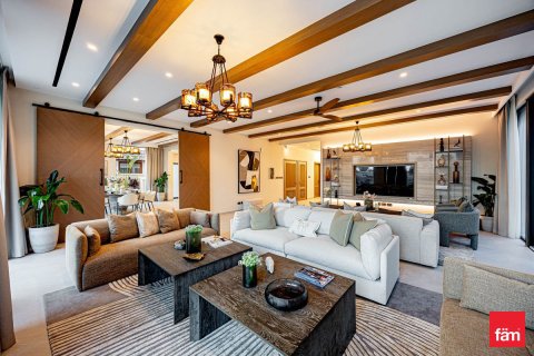 5 bedrooms Villa in Dubai, UAE No. 147697 5
