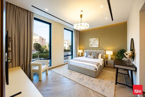 5 bedrooms Villa in Dubai, UAE No. 147697 11