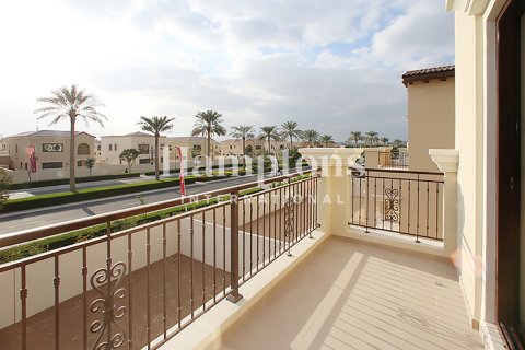 4 bedrooms Villa in Rasha, UAE No. 73282 2