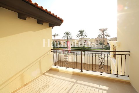 4 bedrooms Villa in Rasha, UAE No. 73282 17