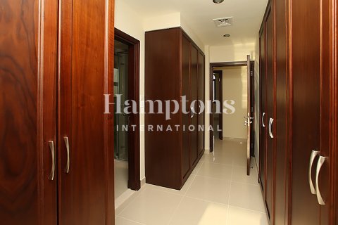4 bedrooms Villa in Rasha, UAE No. 73282 18