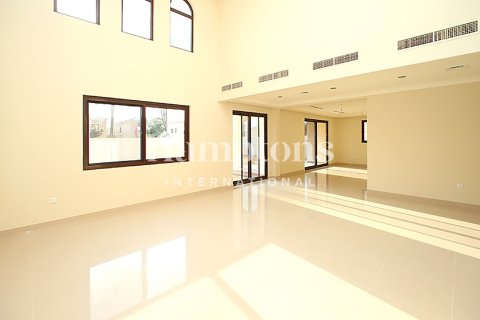 4 bedrooms Villa in Rasha, UAE No. 73282 23