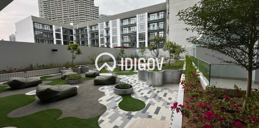 1 bedroom Apartment in District 15, UAE No. 184787