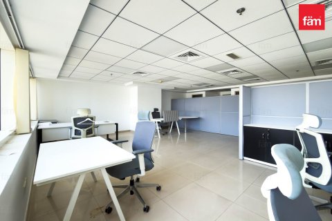 Офис 74.7м² в Дубай, ОАЭ №187471 13