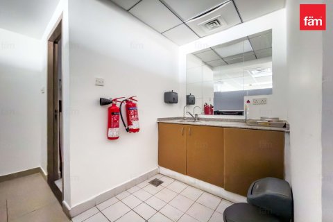 Офис 74.7м² в Дубай, ОАЭ №187471 12