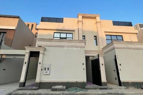 Apartment de 3 dormitorios en Riyadh, Saudi Arabia No. 99567 1