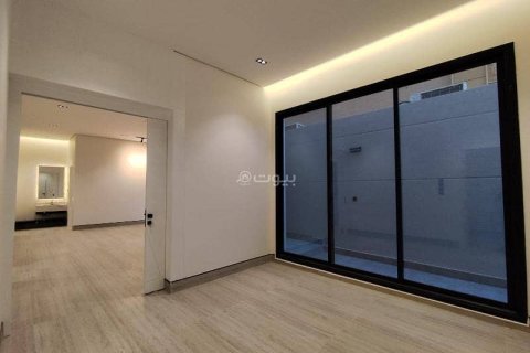 Квартира с 3 спальнями в Эр-Рияд, Саудовская Аравия №99505 11