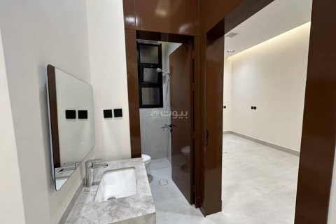 Квартира с 3 спальнями в Эр-Рияд, Саудовская Аравия №99568 2