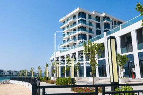 Квартира с 2 спальнями в Sharjah Waterfront City, ОАЭ №186576 6