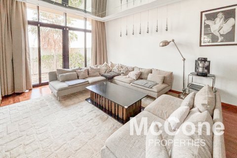 4 bedrooms Villa in Picadilly Green, UAE No. 74725 3