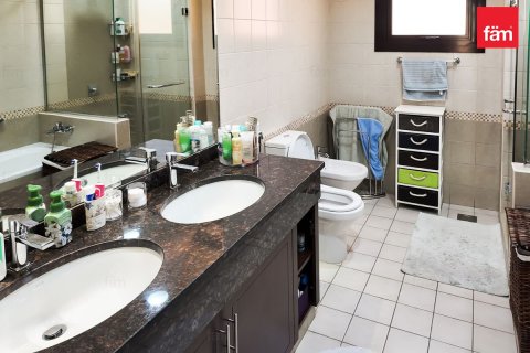 4 bedrooms Townhouse in Dubai, UAE No. 166284 21