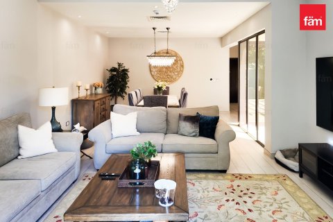4 bedrooms Townhouse in Dubai, UAE No. 166284
