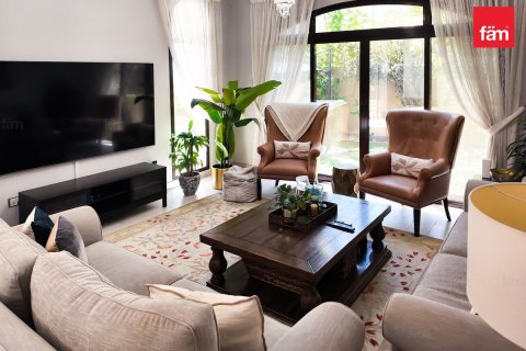 4 bedrooms Townhouse in Dubai, UAE No. 166284 3