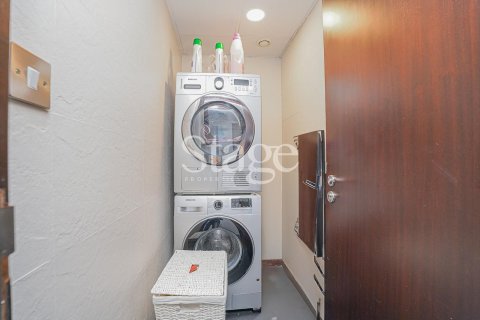 Квартира с 2 спальнями  №109953 17