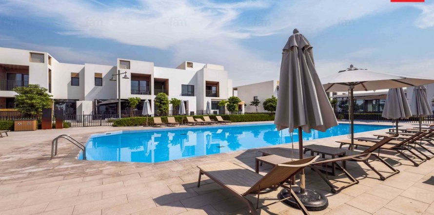 3 bedrooms Townhouse  No. 132153