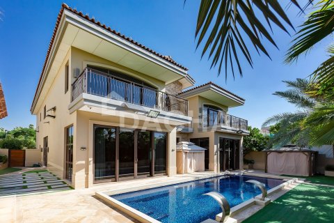 5 bedrooms Villa in Jumeirah Golf Estates, UAE No. 166680