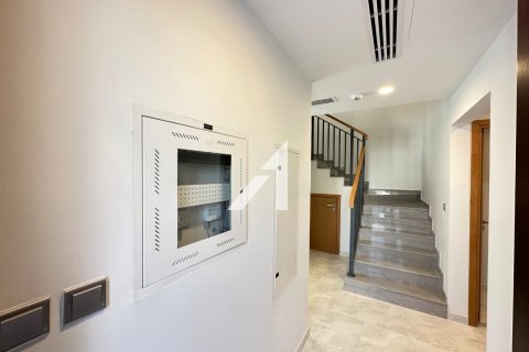 Вилла с 4 спальнями  №135059 12