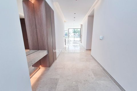 Villa de 5 dormitorios No. 130256 8