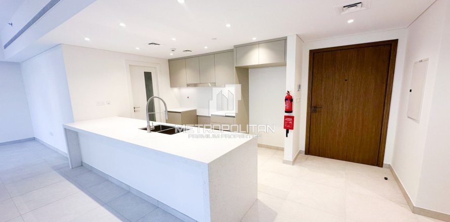 Квартира с 3 спальнями №130257