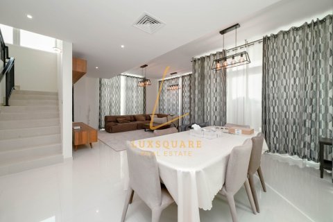 Villa de 6 chambres No. 126340 5