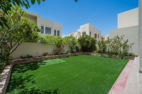 Villa de 3 dormitorios en Mira Oasis, UAE No. 162288 16