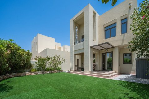 Villa de 3 dormitorios en Mira Oasis, UAE No. 162288 14