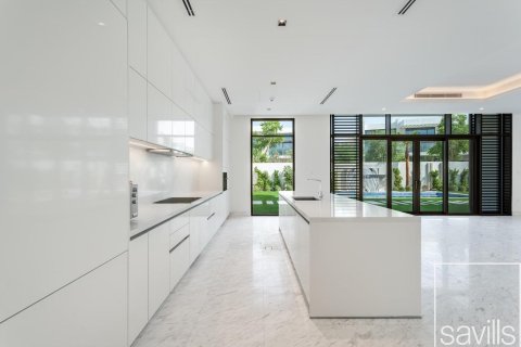 Вилла с 5 спальнями в District One, ОАЭ №136616 18