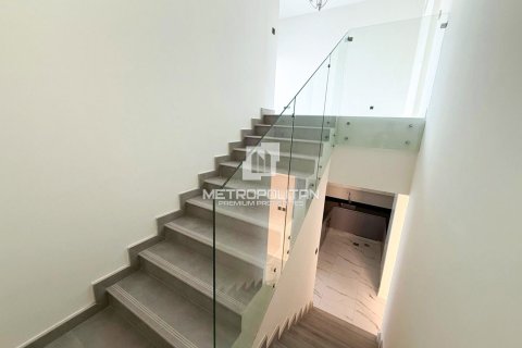 Villa de 4 dormitorios No. 128551 3