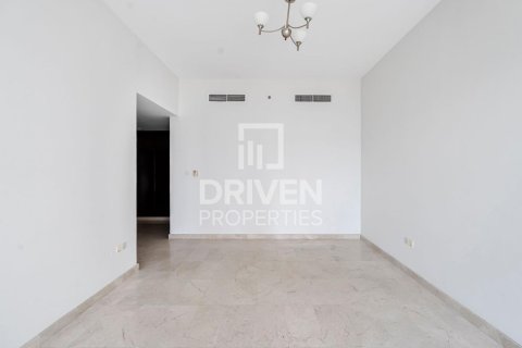 Appartement de 3 chambres à KG Tower, UAE No. 201658 13