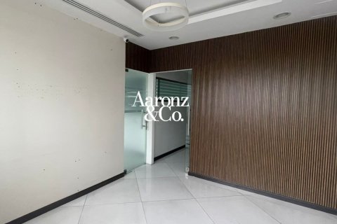 95m² Office in Business Bay, UAE No. 160125 11