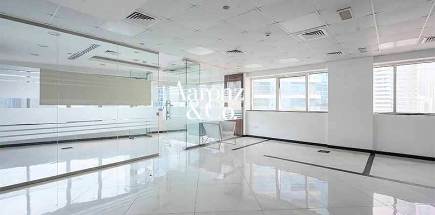 110m² Office in Business Bay, UAE No. 160127