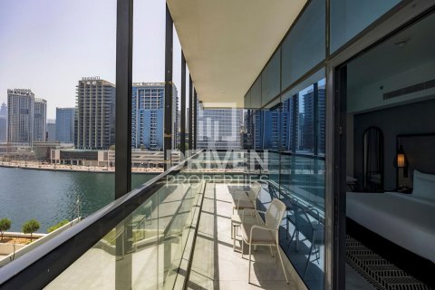 Appartement de Studio à Dolphin Tower, UAE No. 206393 11