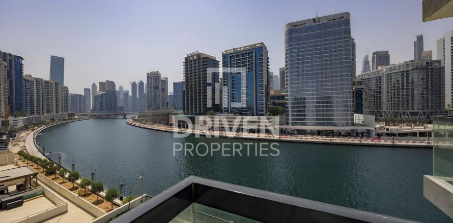 Appartement de Studio à Dolphin Tower, UAE No. 206393