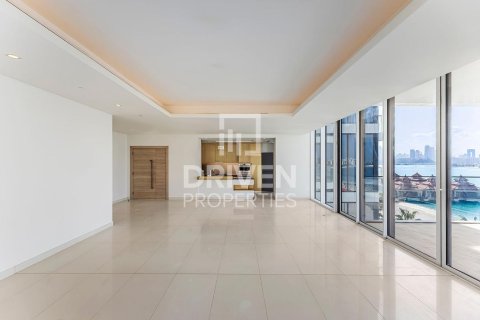 Appartement de 3 chambres à The Crescent, UAE No. 206394 4